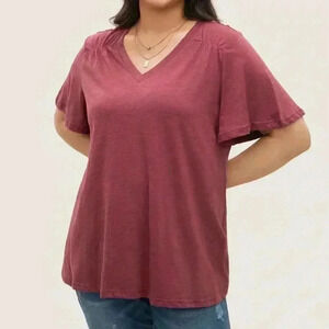 NWT!Burgundy ruffle sleeve V-neck top size 30 or 6X